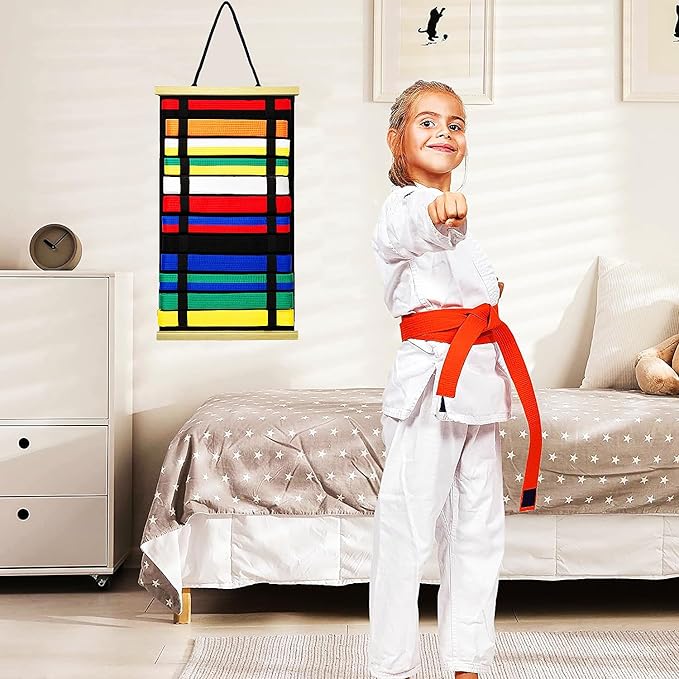 12Belts Karate Belt Display Rack with Wooden Frame,Felt Taekwondo Belt Display,Martial Art Belt
