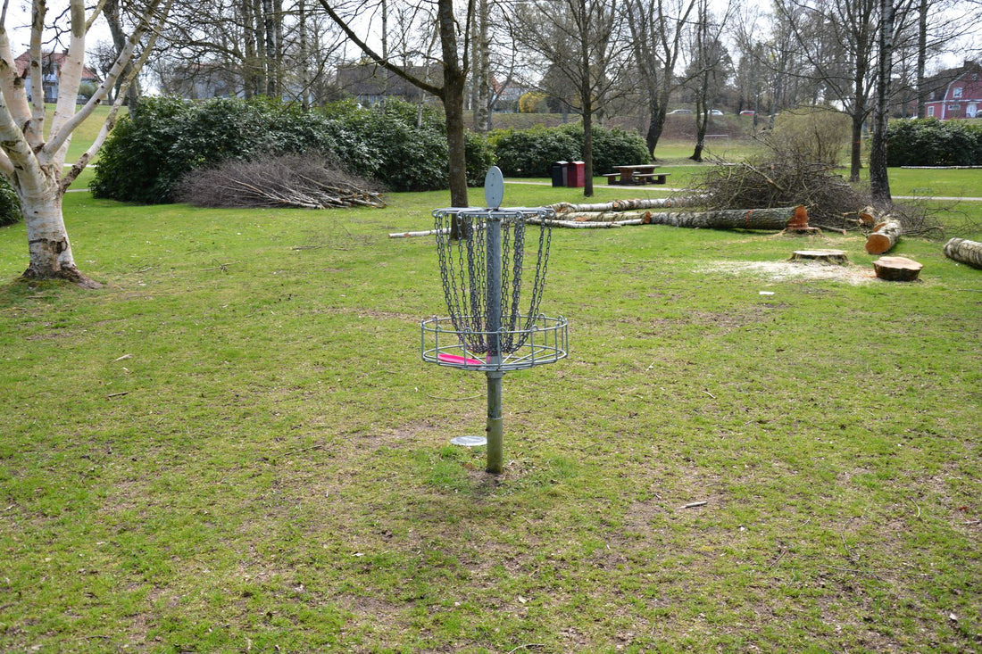 Disc Golf Accessories Spotlight: Cleaning Tools and Towels
