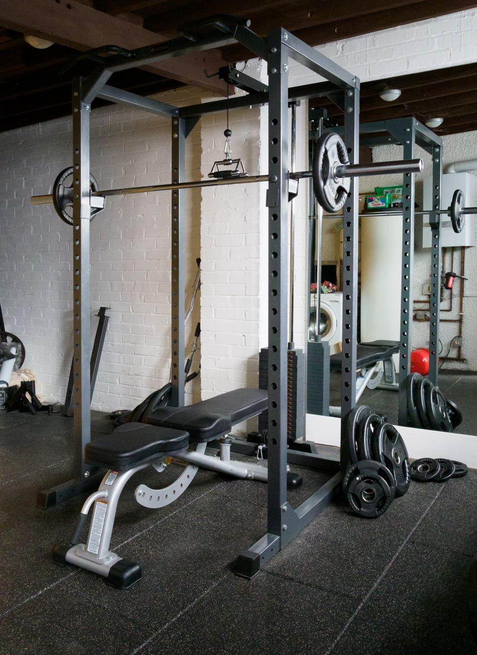 Weight Bench Buying Guide: Incline Range and Folding Storage