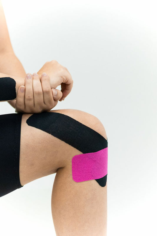 Kinesiology Tape Spotlight: Precut vs Roll for Knee Support