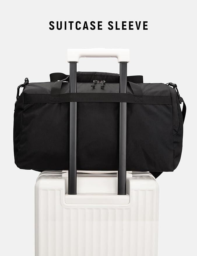 SKYSPER 30L Gym Duffel - Sports Bag Small with Wet Pocket for Sport, Travel, Fitness & Workout Men