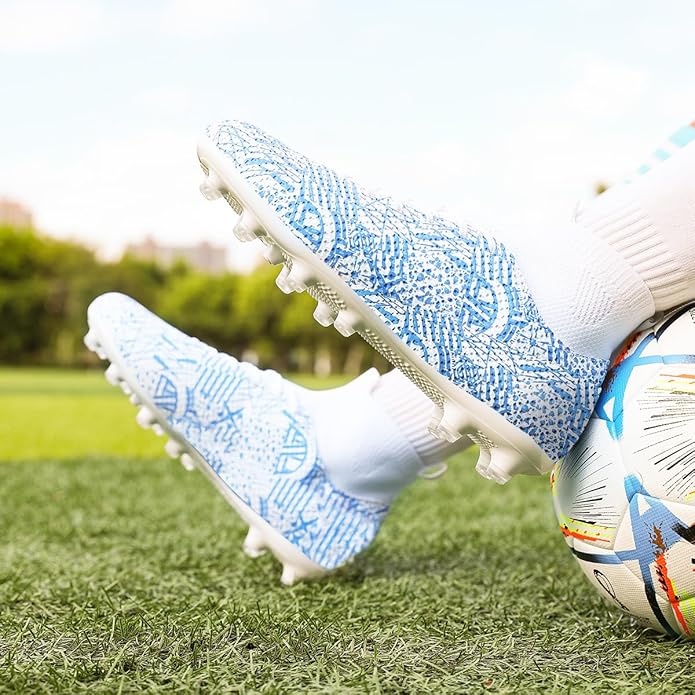 Adult Soccer Cleats Men Lightweight Football Boots Breathable Professional Sneaker Sport Athletic