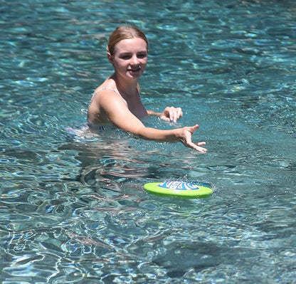 Disc - Water Disc Toy for Spring & Summer Fun - Skips, Slides, Jumps - Pools, Beaches & Backyards