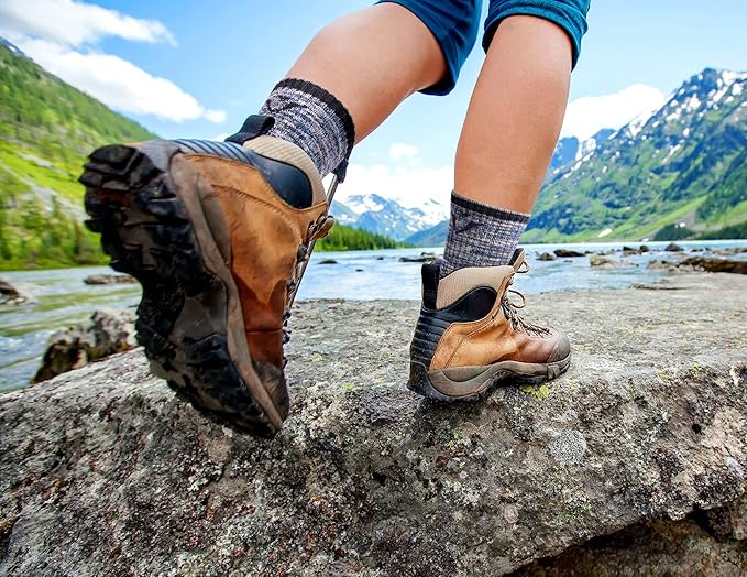 FEIDEER Men's Hiking Walking Socks, Multi-pack Wicking Cushioned Outdoor Recreation Quarter Crew